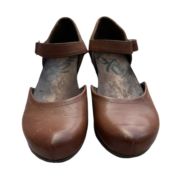 OTBT Companion Mid Heel Leather Wedge GUC 8 - Picture 1 of 10